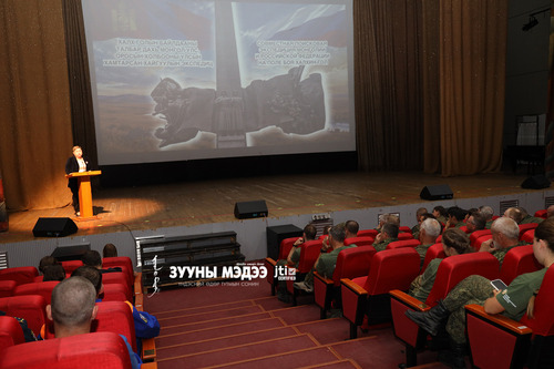 Эрлийн багийнхан 12 төрлийн 3073 сум, галт хэрэгсэл олжээ